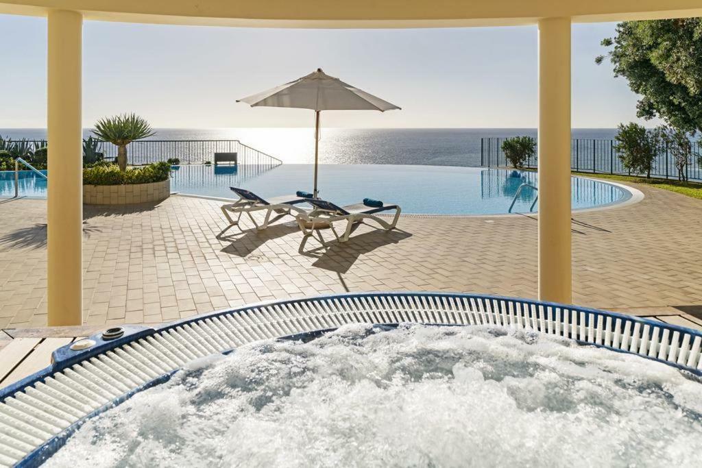 Formosa Infinity Pool Apartment Funchal  Esterno foto
